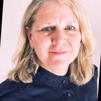 Ellen Cooper Email