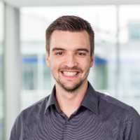 Simon Laub Email