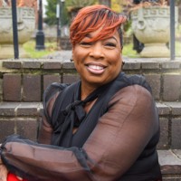 HUFF Realty Employee Shawna Davis's profile photo