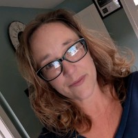 Emma Thomas Email