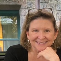 Lisa Poulter Email & Phone Number