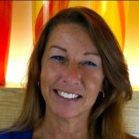 The University of Kansas Hospital Employee Roxanne Edwards's profile photo