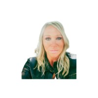 Priority Title Employee Melissa Schiller's profile photo