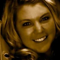 DotDotSmile Employee Joy Coulter's profile photo