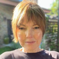 Lindsay Johnson Email & Phone Number