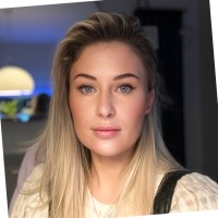 Lily Small Email