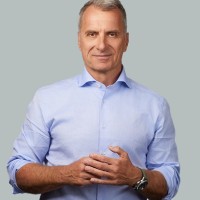 Email e telefono di Thomas Körmendi