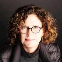 TopRight Employee Karen Gold's profile photo