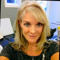 Elizabeth Hoffmann Email & Phone Number