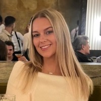 Schroders Employee Jade Baker's profile photo