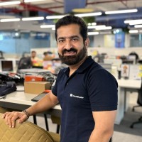 QueueBuster POS Employee Vineet Chugh's profile photo