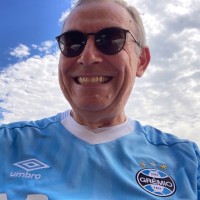 Renato Roger Santos Email