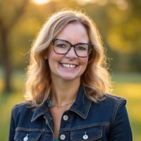 Jordan's Furniture Employee Jennifer Ruggiero's profile photo