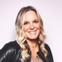 Attentive Employee Kate Walsh's profile photo