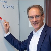 Centrum Wiskunde & Informatica Employee Peter Grunwald's profile photo