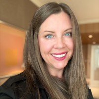 Resolution Insights Employee Sarah Travis's profile photo