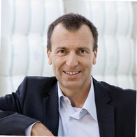 Thomas Riegler Email