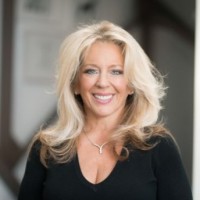 Valerie Montecalvo Email & Phone Number