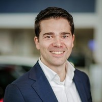 Jeroen van Den Brand Email