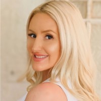 Cheyenne Davis Email & Phone Number