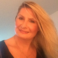 O2 Employee Pam Gregory's profile photo