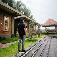Arief Rahman Email & Phone Number