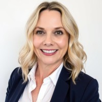 7 Mindsets Employee Deb Dicairano's profile photo