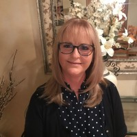 Antelope Valley Hospital Employee Laurie Ramirez's profile photo