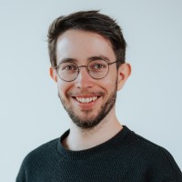 Luca Springer Email