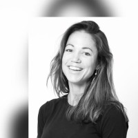 Julia Dürr Email