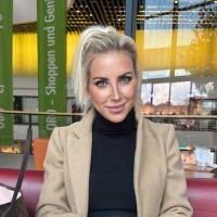 Lena Schneider Email