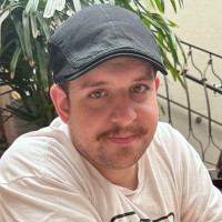 Plínio Rezende Email