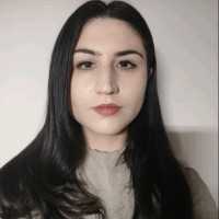 Valentina Akopian Email