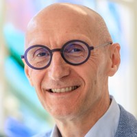 Simon van Groningen Email