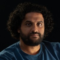 Taha Menebhi Email