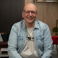 Small Group Network Employee Rubén Altamirano's profile photo