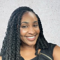 The Leading Niche Employee Makayla Crumedy's profile photo