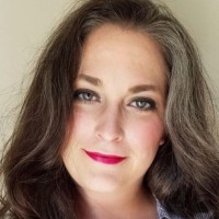 Nadine la Email & Phone Number