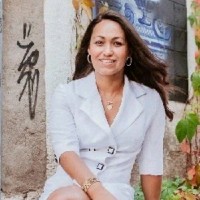 Liliana Pitacho Email