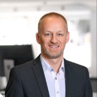 Daniel Gut Email