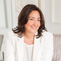 IDENTI Medical Employee Lisa Miller's profile photo