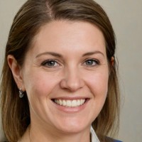 Clara Mouquet Email