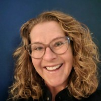 Jennifer Holck Email & Phone Number