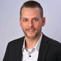 Chris Russell Email & Phone Number