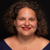 Julia Strauss Email & Phone Number