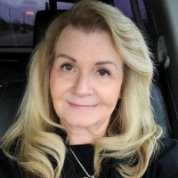 Michelle Kennon Email & Phone Number