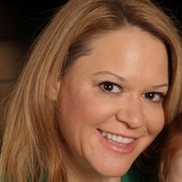 SparkPR Employee Donna Burke's profile photo