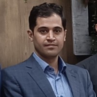Pezhman Bayat Email