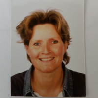 Esther van Eijk Email