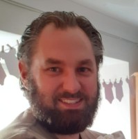 Oxford Online Pharmacy Employee Gary Bell's profile photo